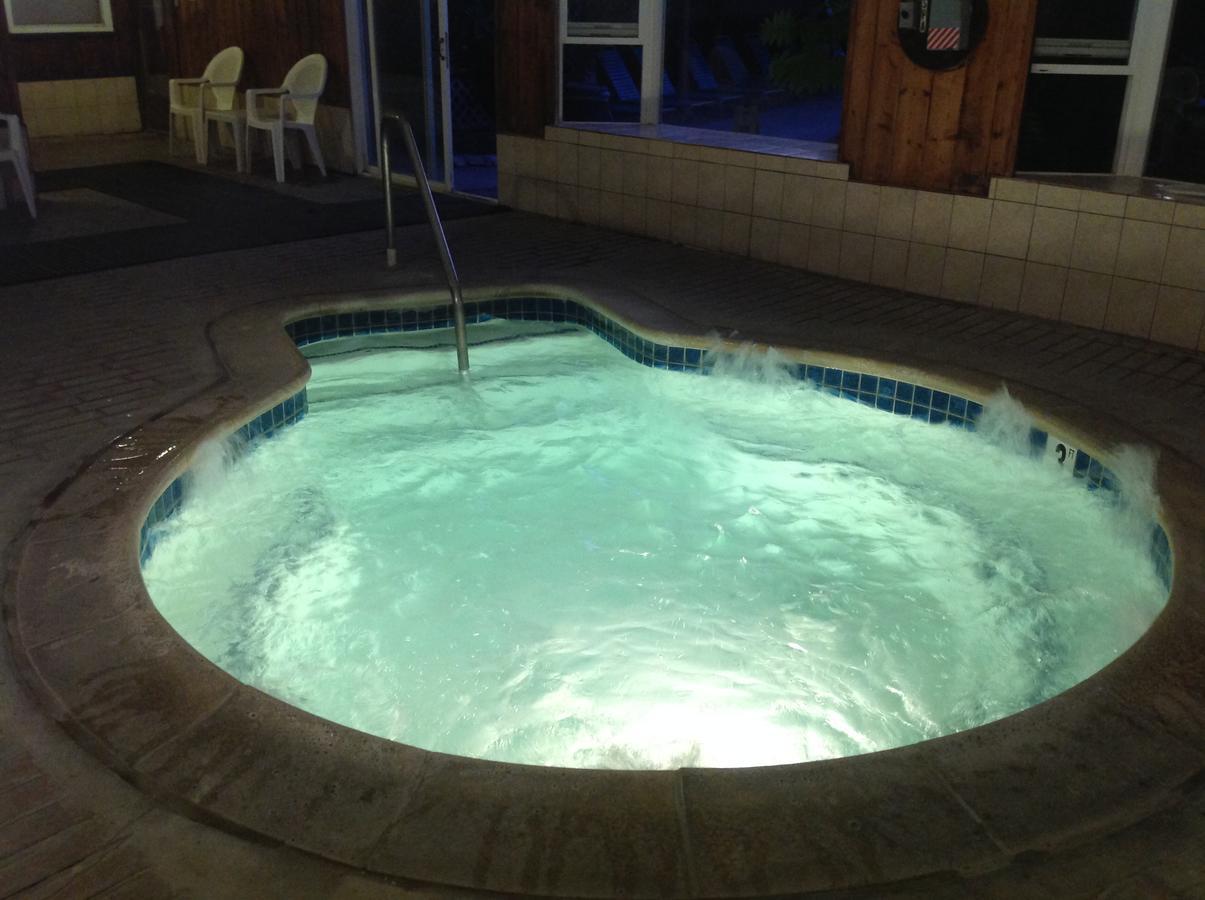 Elsinore Hotsprings Motel Lake Elsinore Exteriör bild